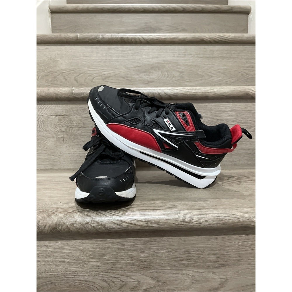 FILA Sandenal Men's Size 7 Black Red Silver Lace Up Athletic Sneakers‎ no insole